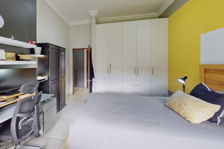 3 Bedroom Property for Sale in Kraaibosch Western Cape